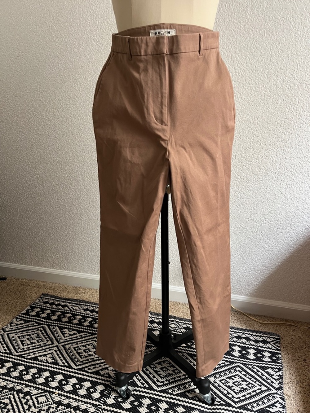 Boden Kew Bi Stretch Trousers in Warm Tan